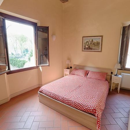Santa Croce Elegant With Garage Apartment Florence Ngoại thất bức ảnh