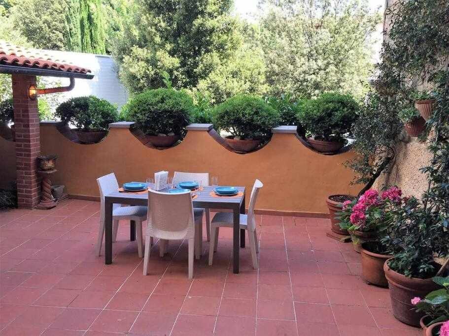 Santa Croce Elegant With Garage Apartment Florence Ngoại thất bức ảnh