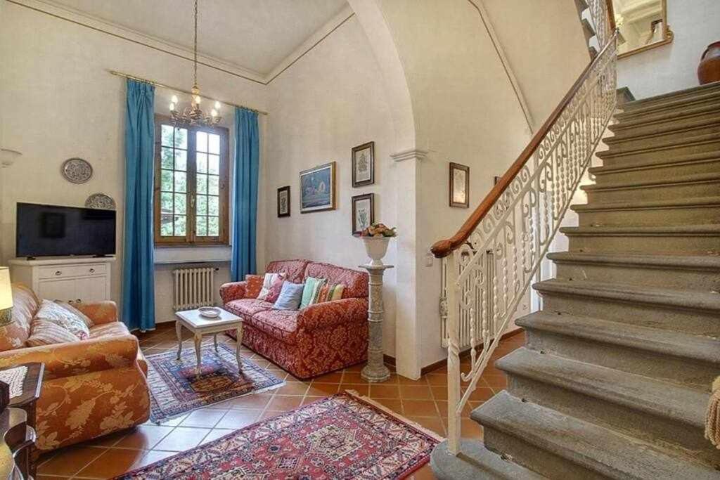 Santa Croce Elegant With Garage Apartment Florence Ngoại thất bức ảnh