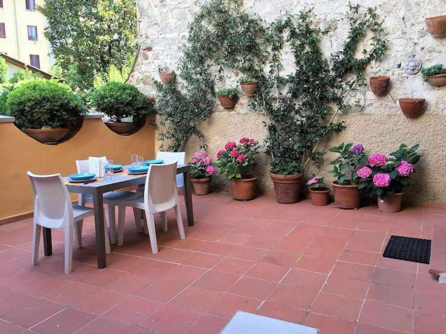 Santa Croce Elegant With Garage Apartment Florence Ngoại thất bức ảnh