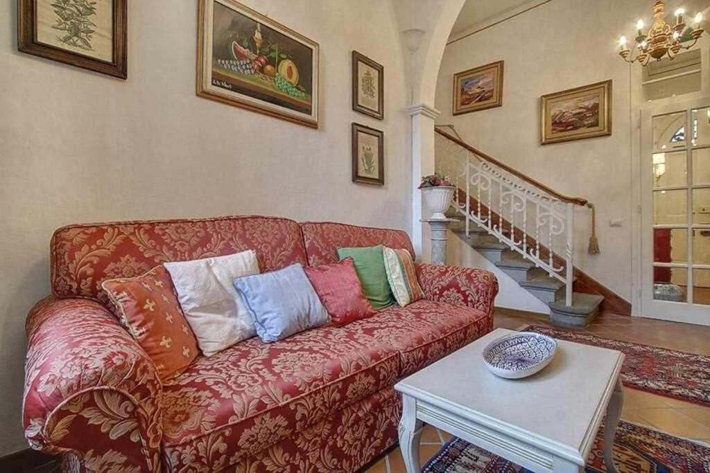 Santa Croce Elegant With Garage Apartment Florence Ngoại thất bức ảnh