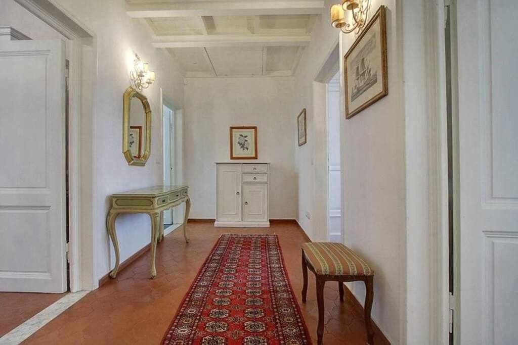 Santa Croce Elegant With Garage Apartment Florence Ngoại thất bức ảnh