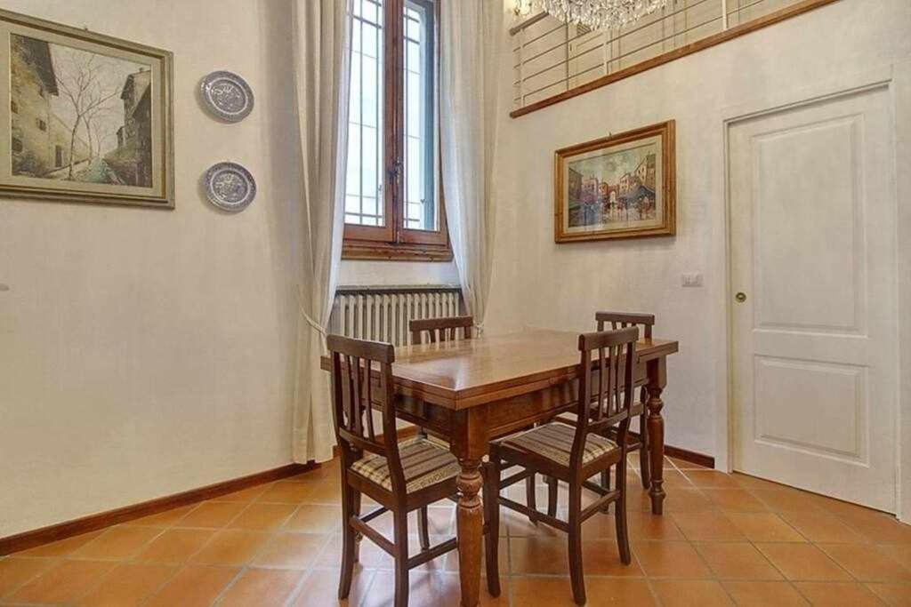 Santa Croce Elegant With Garage Apartment Florence Ngoại thất bức ảnh