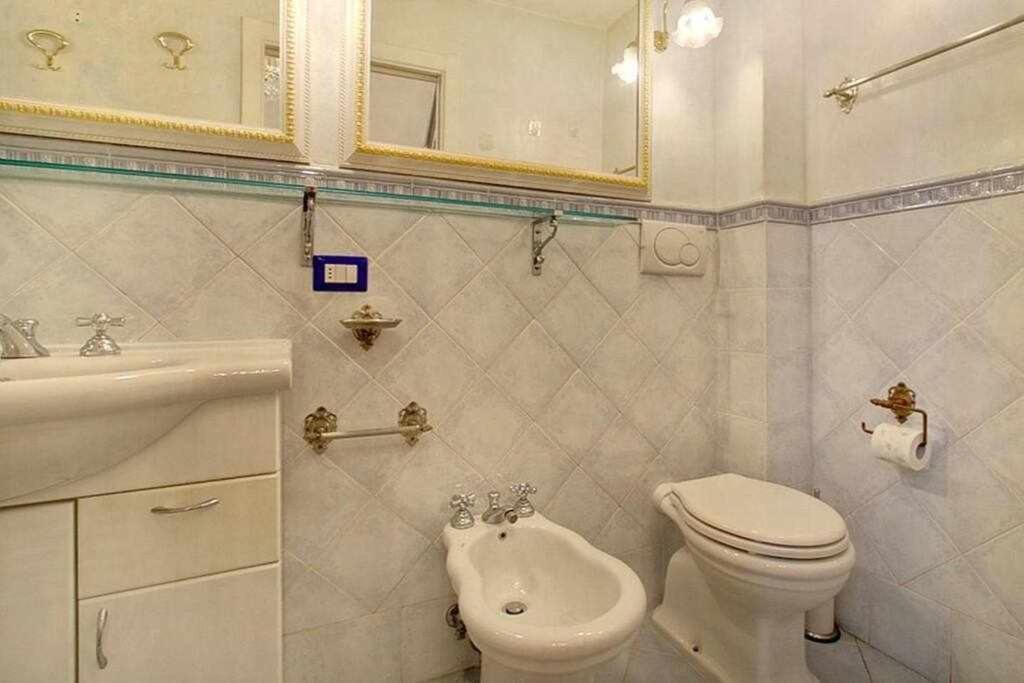 Santa Croce Elegant With Garage Apartment Florence Ngoại thất bức ảnh