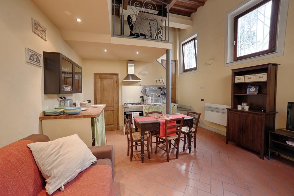 Santa Croce Elegant With Garage Apartment Florence Ngoại thất bức ảnh