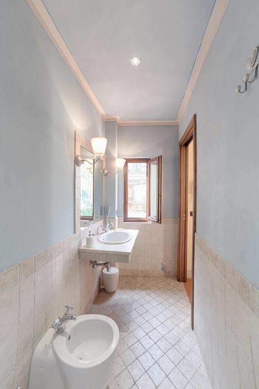 Santa Croce Elegant With Garage Apartment Florence Ngoại thất bức ảnh
