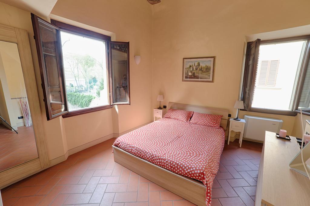 Santa Croce Elegant With Garage Apartment Florence Ngoại thất bức ảnh